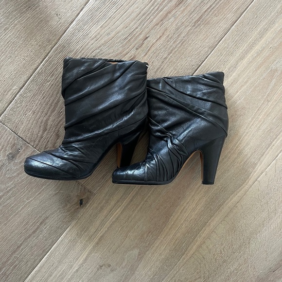 None Shoes - VIntage Black Booties - Size 38 / 7.5